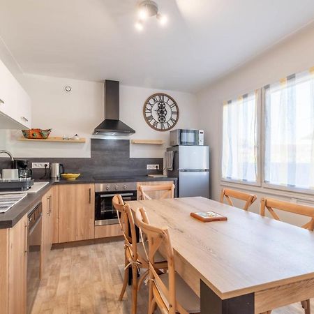 Ideally Located Furnished Townhouse With 3 Bedrooms Parking & Garden Annecy Ngoại thất bức ảnh