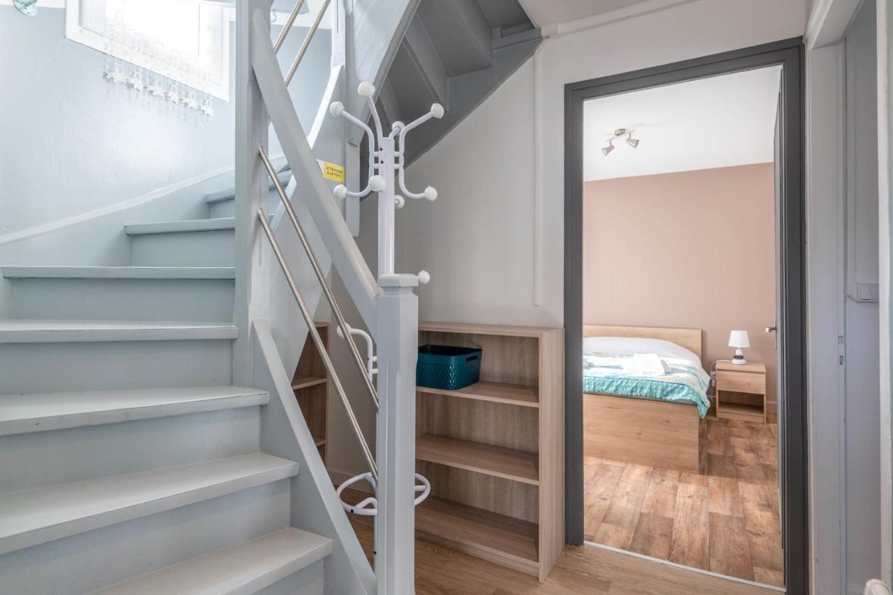 Ideally Located Furnished Townhouse With 3 Bedrooms Parking & Garden Annecy Ngoại thất bức ảnh