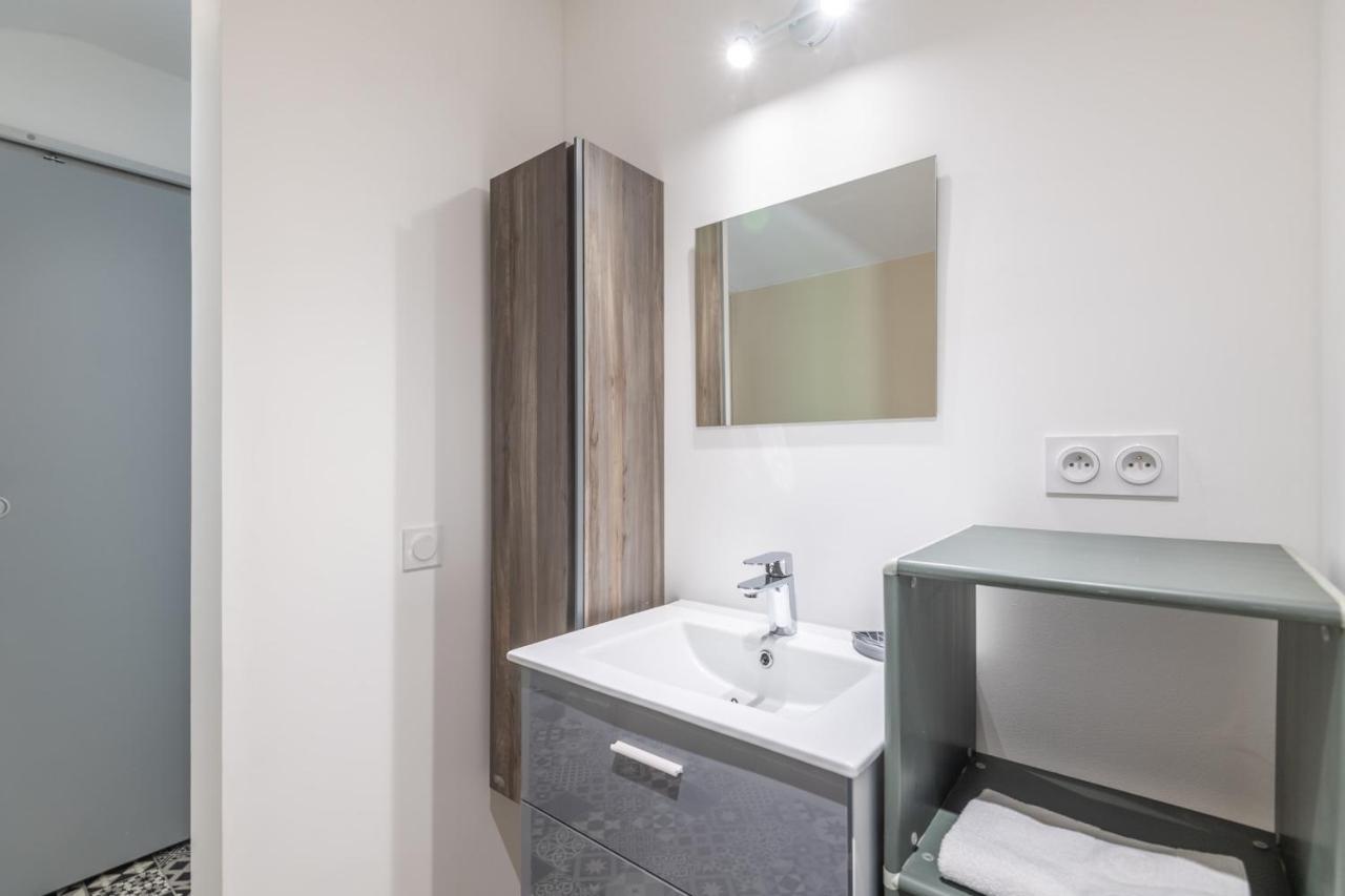 Ideally Located Furnished Townhouse With 3 Bedrooms Parking & Garden Annecy Ngoại thất bức ảnh